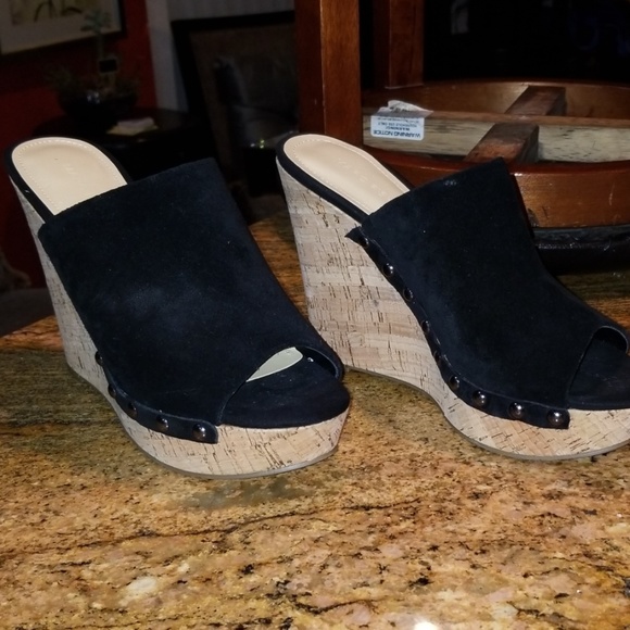 Marc Fisher Wedge Shoes - Picture 1 of 5